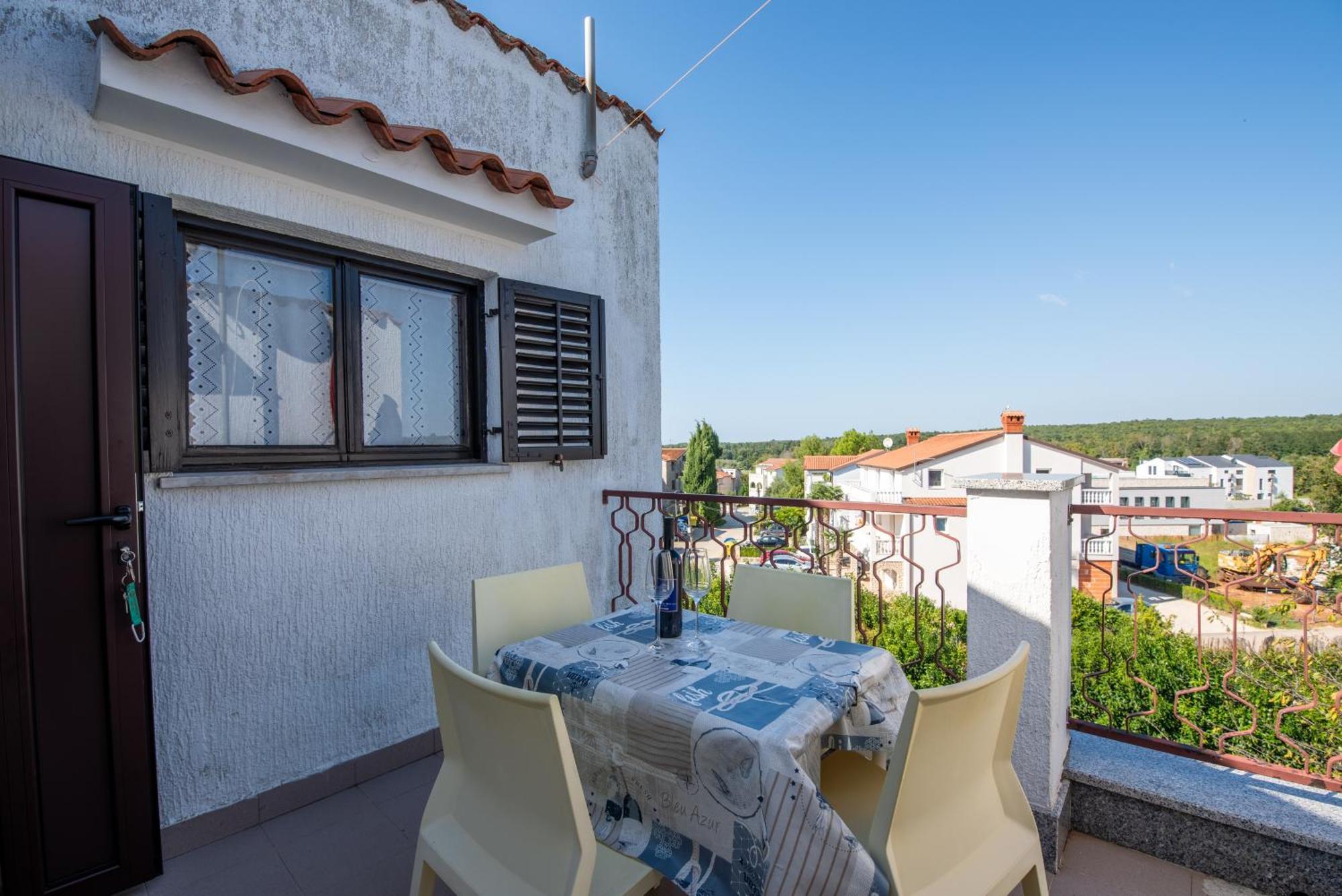 Apartments Villa Falcon Funtana Extérieur photo