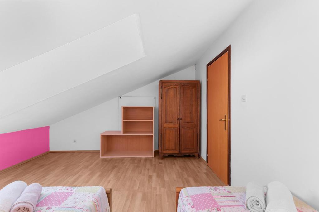 Apartments Villa Falcon Funtana Extérieur photo